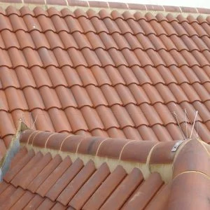 Pigeon Wire Half Round Ridge Bracket 3-Post X 180mm