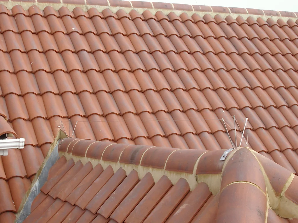 Seagull Post and Wire Kit For Half Round Ridge Tiles